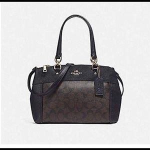 black coach crossbody.WRAPPING STILL ON🎉